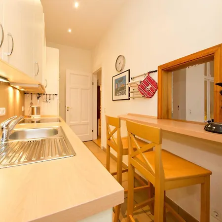 Apartment Linquenda 5 *